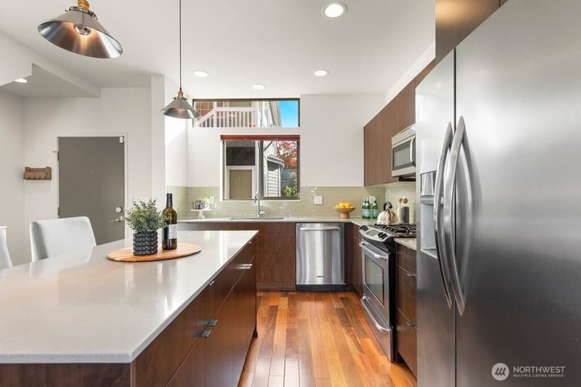 Property photo for 161 23rd Avenue #A, Seattle photo 13