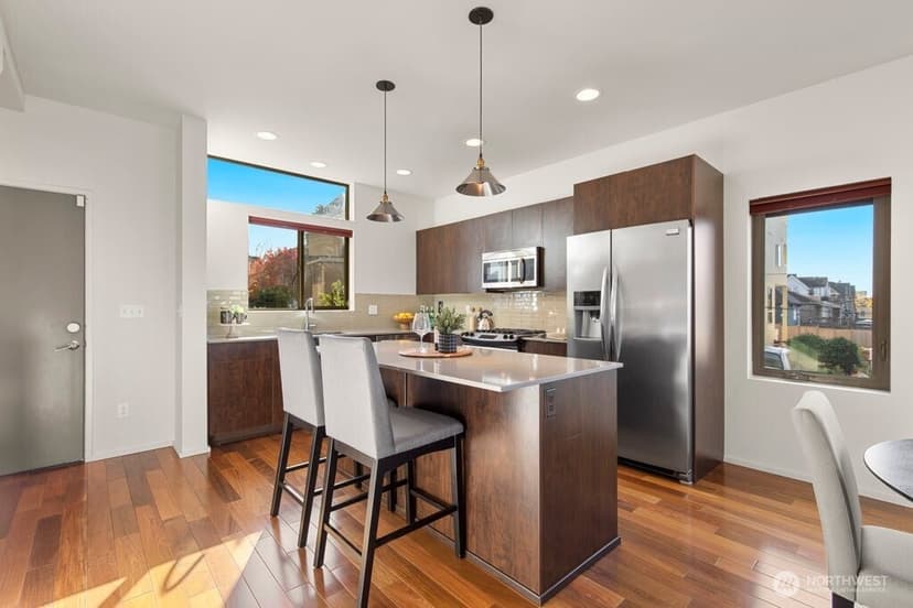 Property photo for 161 23rd Avenue #A, Seattle photo 10