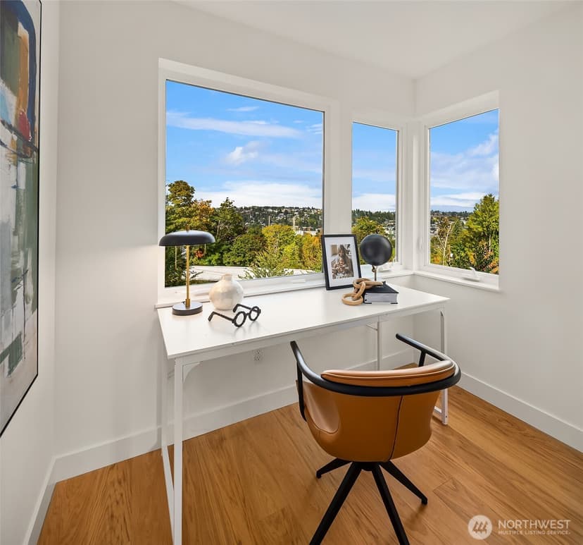 Property photo for 532 W Barrett Street, Seattle photo 18