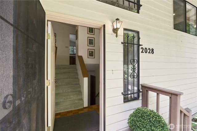 Property photo for 2028 155th Avenue SE, Snohomish photo 2