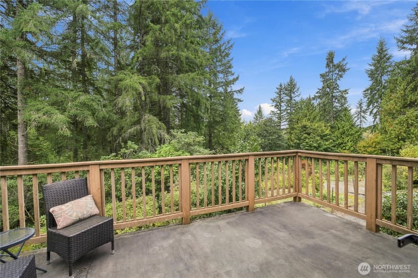 Property photo for 2028 155th Avenue SE, Snohomish photo 8