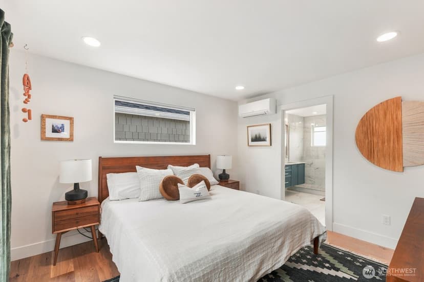 Property photo for 2815 E Denny Way, Seattle photo 19