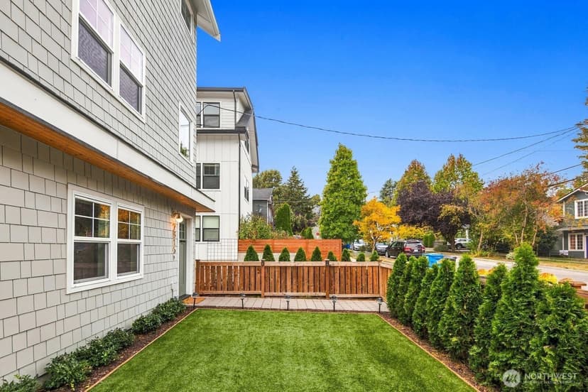Property photo for 2815 E Denny Way, Seattle photo 31