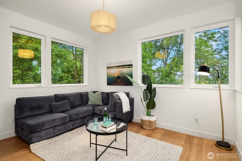 Property photo for 534 W Barrett Street, Seattle photo 11