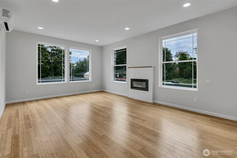 Property photo for 15724 king Place #A, Lynnwood photo 12