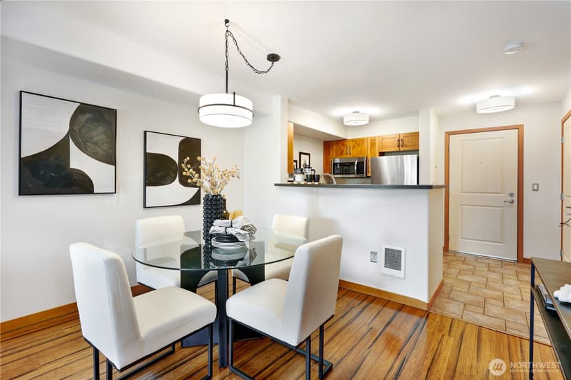 Property photo for 3015 SW Avalon Way #204, Seattle photo 8
