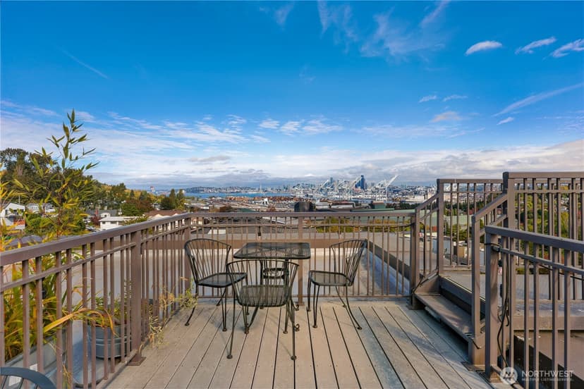 Property photo for 3015 SW Avalon Way #204, Seattle photo 25