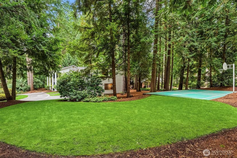 Property photo for 3315 129th Avenue NE, Bellevue photo 29