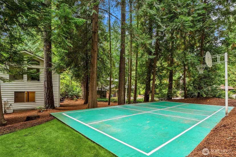Property photo for 3315 129th Avenue NE, Bellevue photo 30