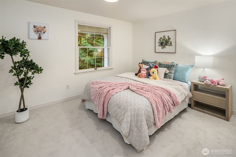Property photo for 3315 129th Avenue NE, Bellevue photo 22
