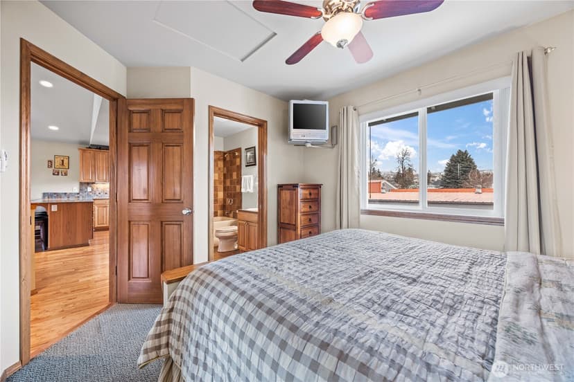 Property photo for 222 Parkway Drive, Manson photo 22