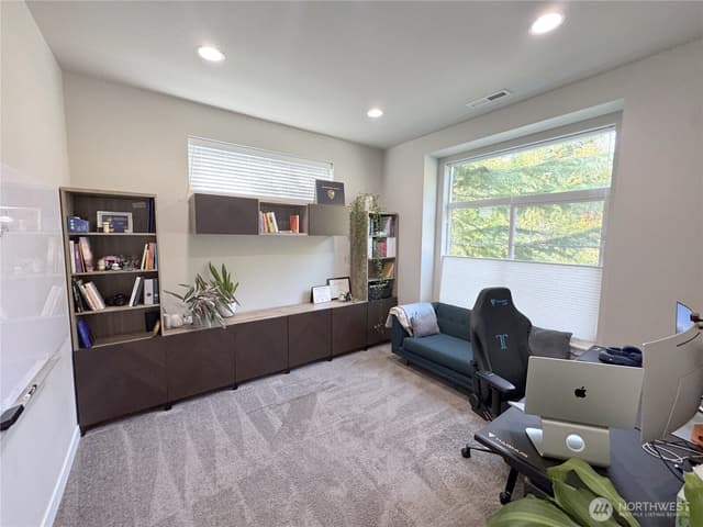 Property photo for 853 S 49th Street, Renton photo 3