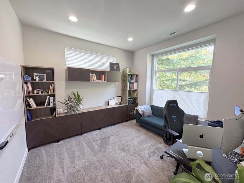 Property photo for 853 S 49th Street, Renton photo 3
