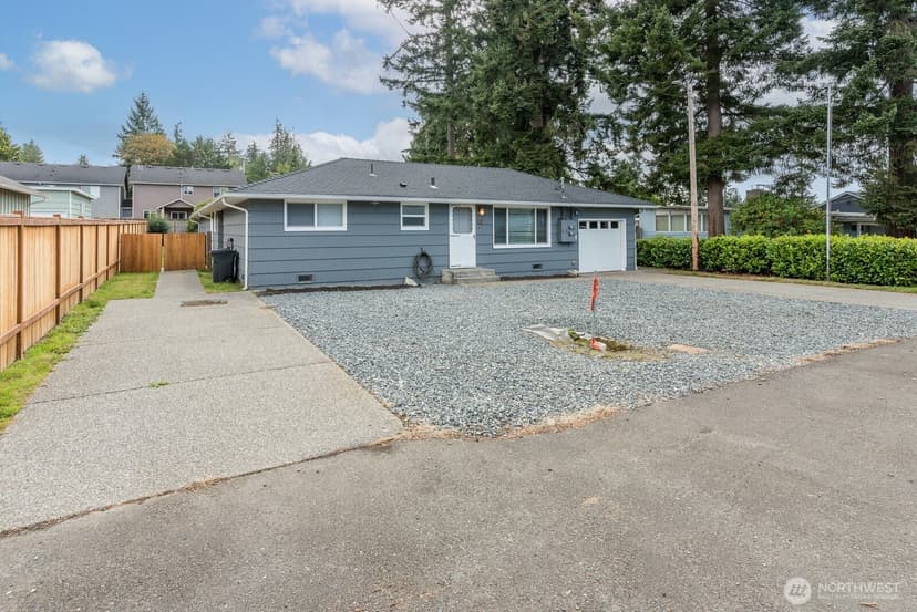 Property photo for 10 E Beech Street, Everett photo 3