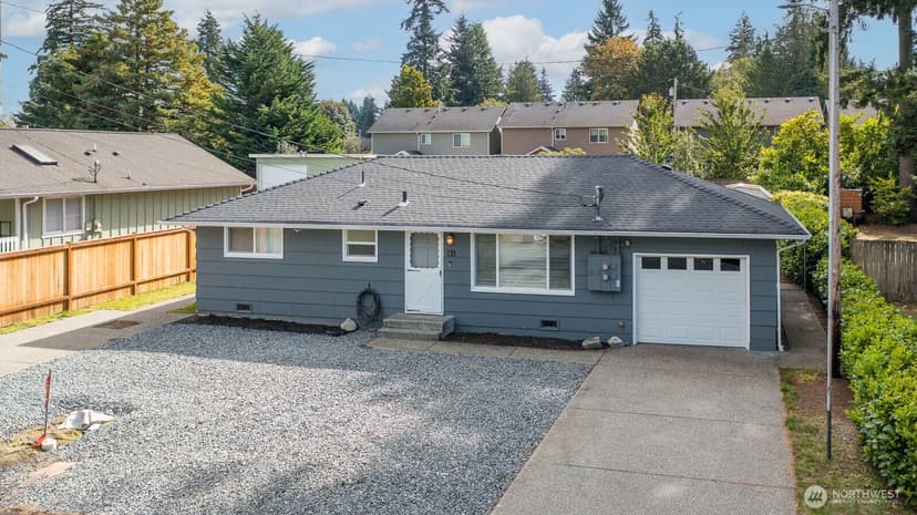 Property photo for 10 E Beech Street, Everett photo 2