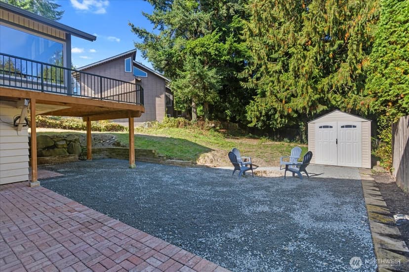 Property photo for 5470 NE 200th Place, Lake Forest Park photo 32