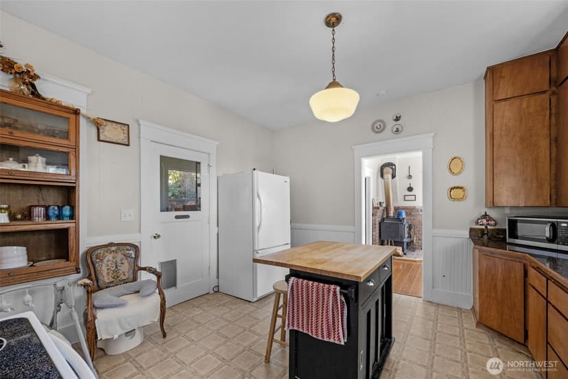 Property photo for 1411 Sunnyside Boulevard, Lake Stevens photo 13