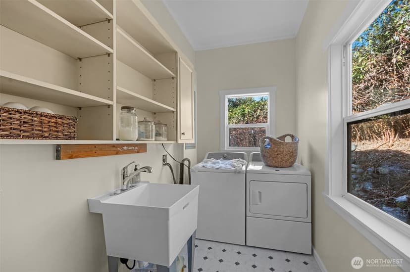 Property photo for 1411 Sunnyside Boulevard, Lake Stevens photo 17