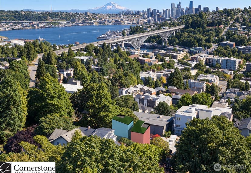 Property photo for 3951 Evanston Avenue N, Seattle photo 26