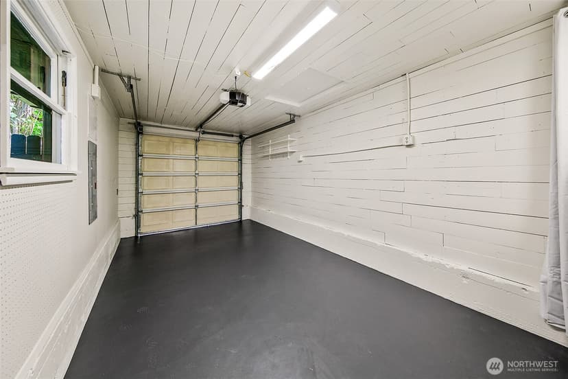Property photo for 3951 Evanston Avenue N, Seattle photo 20