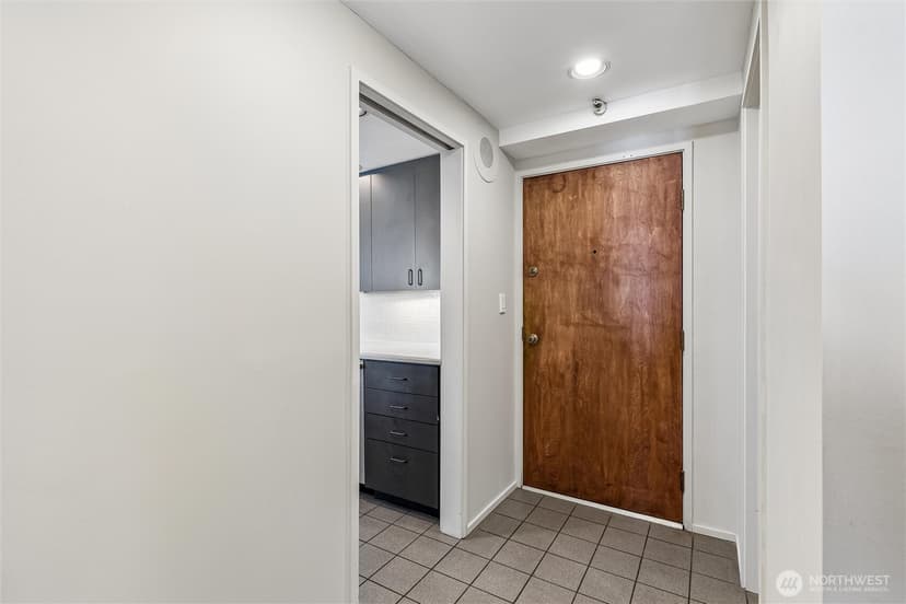 Property photo for 2201 3rd Avenue #2503, Seattle photo 26