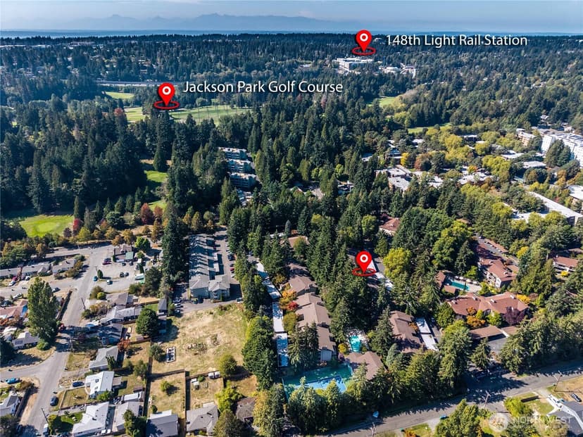 Property photo for 13730 15th Avenue NE #E203, Seattle photo 14