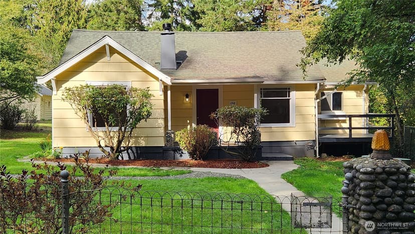 Property photo for 1758 NE Jacobson Road, Poulsbo photo 2