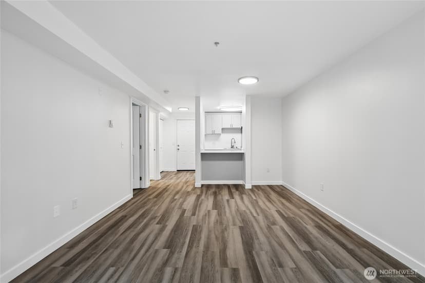 Property photo for 16517 Currie Road SE #B103, Monroe photo 5