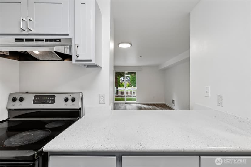 Property photo for 16517 Currie Road SE #B103, Monroe photo 7