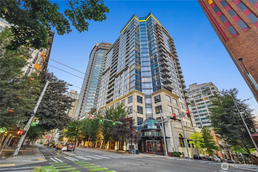 Property photo for 2033 2nd Avenue #1701, Seattle