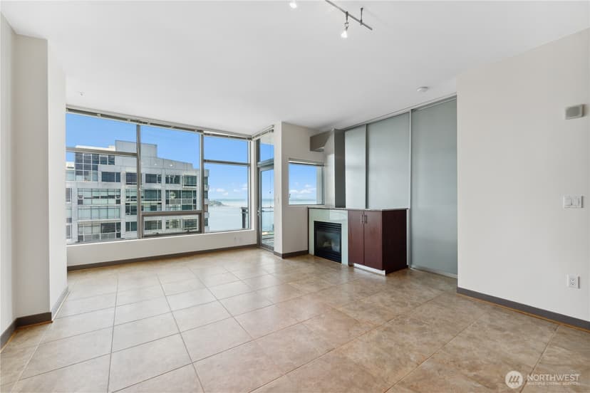 Property photo for 2033 2nd Avenue #1701, Seattle photo 6