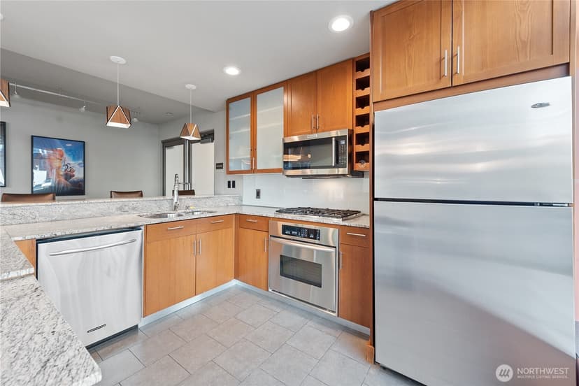 Property photo for 2033 2nd Avenue #1701, Seattle photo 31
