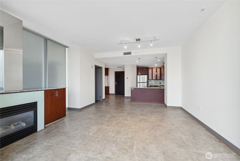Property photo for 2033 2nd Avenue #1701, Seattle photo 10