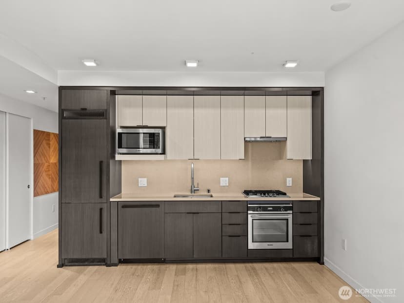 Property photo for 590 1st Avenue S #612, Seattle photo 17