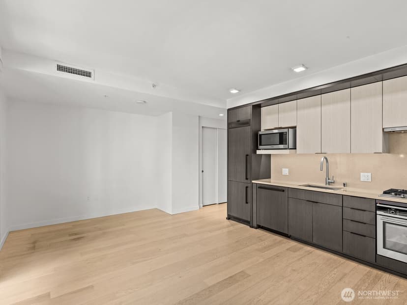 Property photo for 590 1st Avenue S #612, Seattle photo 15