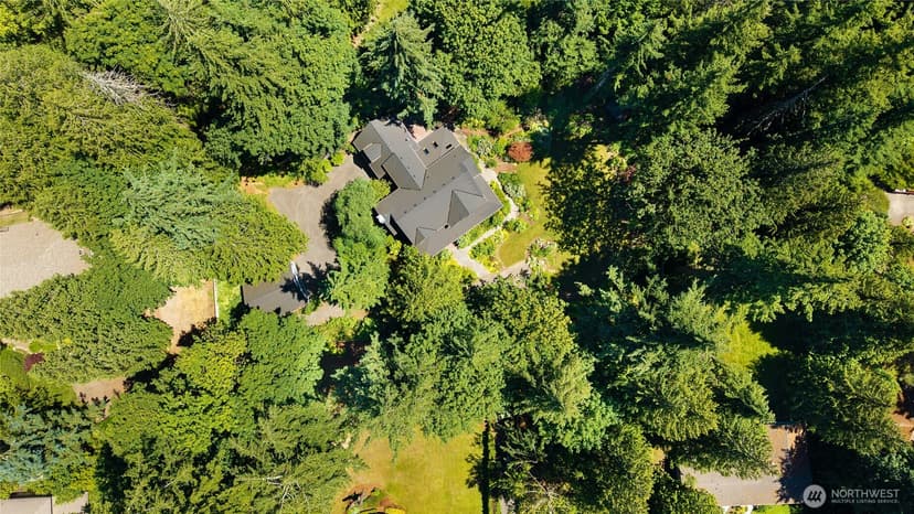 Property photo for 1406 218th Avenue NE, Sammamish photo 40