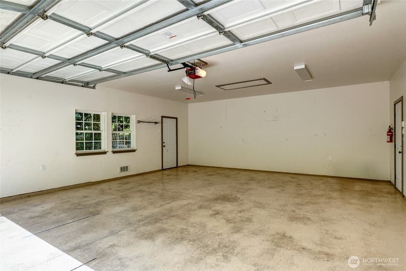 Property photo for 1406 218th Avenue NE, Sammamish photo 33