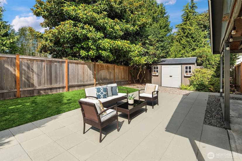 Property photo for 308 Fir Place, Edmonds photo 24