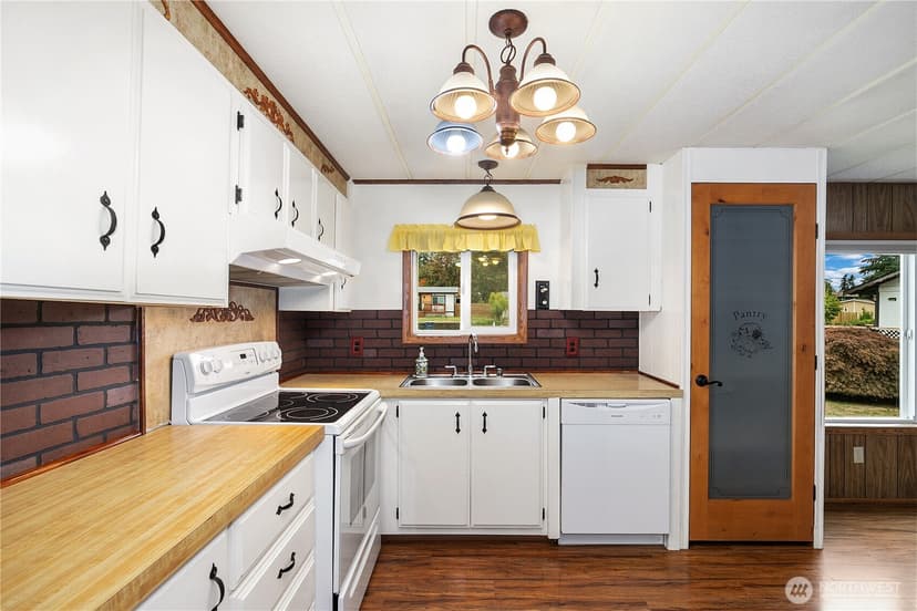 Property photo for 22142 133rd Street E, Bonney Lake photo 13