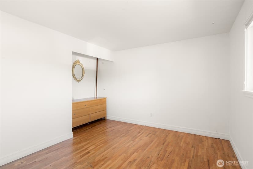 Property photo for 5604 172nd Place SW, Lynnwood photo 18
