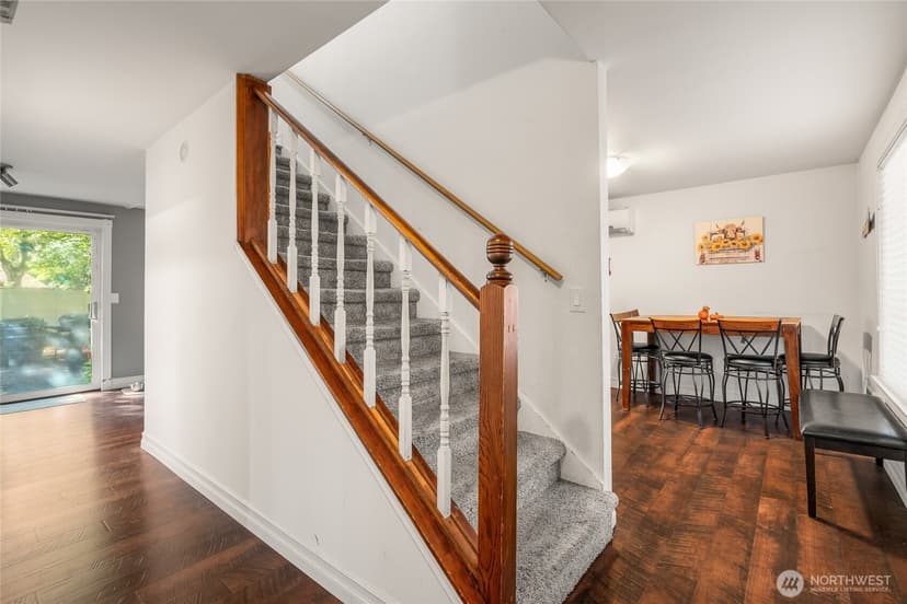 Property photo for 5604 172nd Place SW, Lynnwood photo 4