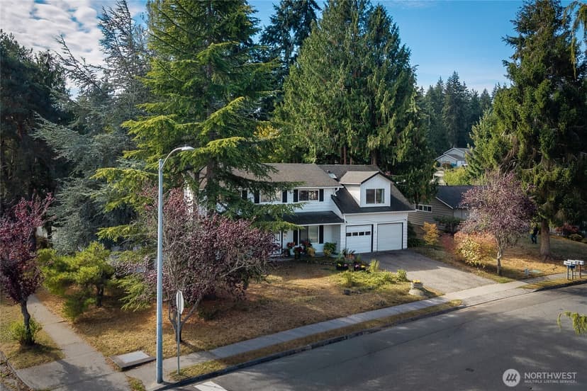 Property photo for 5604 172nd Place SW, Lynnwood photo 2