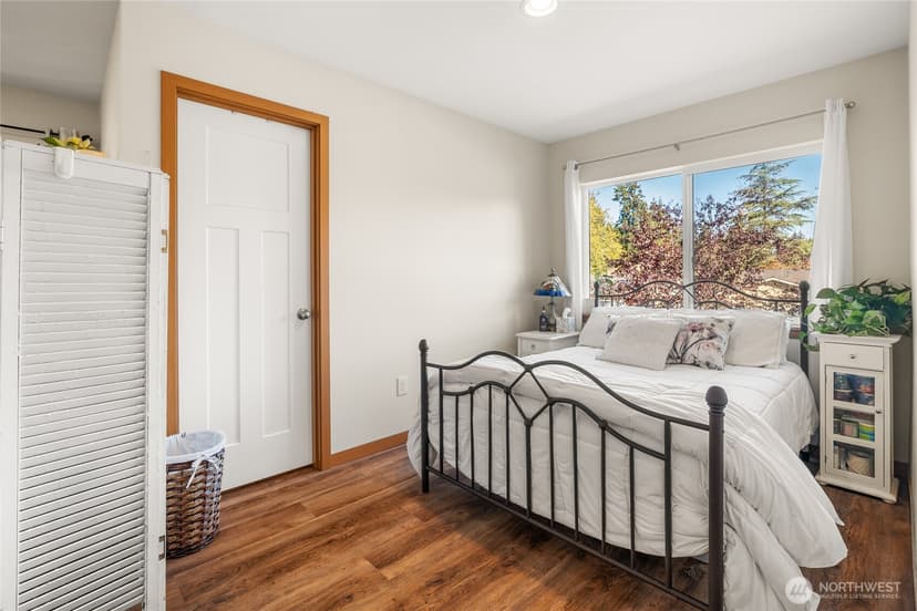 Property photo for 5604 172nd Place SW, Lynnwood photo 25