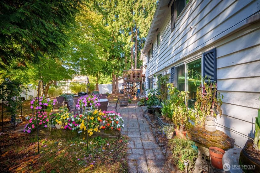 Property photo for 5604 172nd Place SW, Lynnwood photo 19