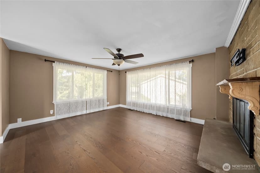 Property photo for 2529 SW 322nd Street, Federal Way photo 7