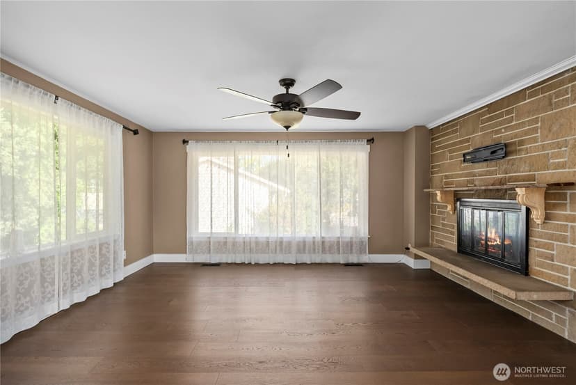 Property photo for 2529 SW 322nd Street, Federal Way photo 6