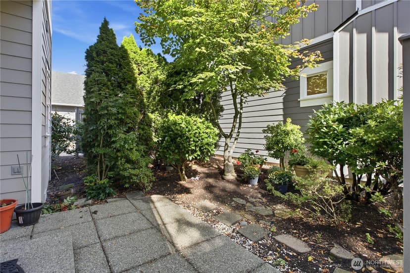 Property photo for 35316 SE Ridge Street #B, Snoqualmie photo 28