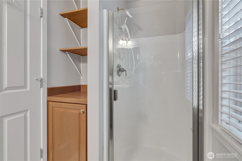 Property photo for 35316 SE Ridge Street #B, Snoqualmie photo 16
