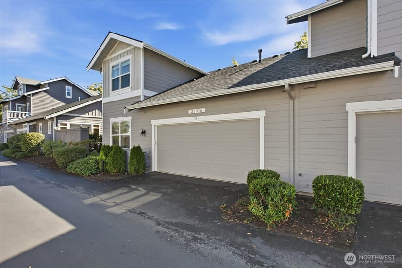 Property photo for 35316 SE Ridge Street #B, Snoqualmie photo 30