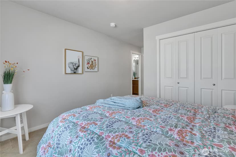 Property photo for 35316 SE Ridge Street #B, Snoqualmie photo 25